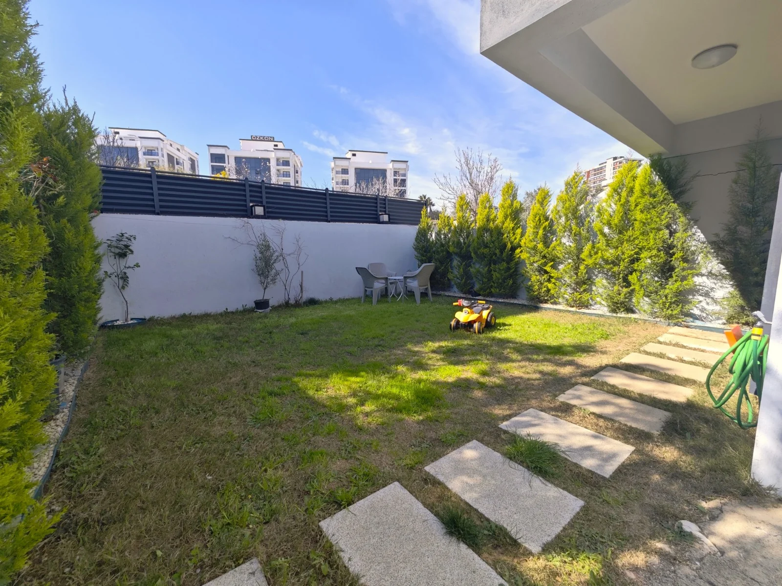 AYRANCILAR İNÖNÜDE GENİŞ BAHÇELİ - 5+1 LÜKS TRİPLEKS VİLLA