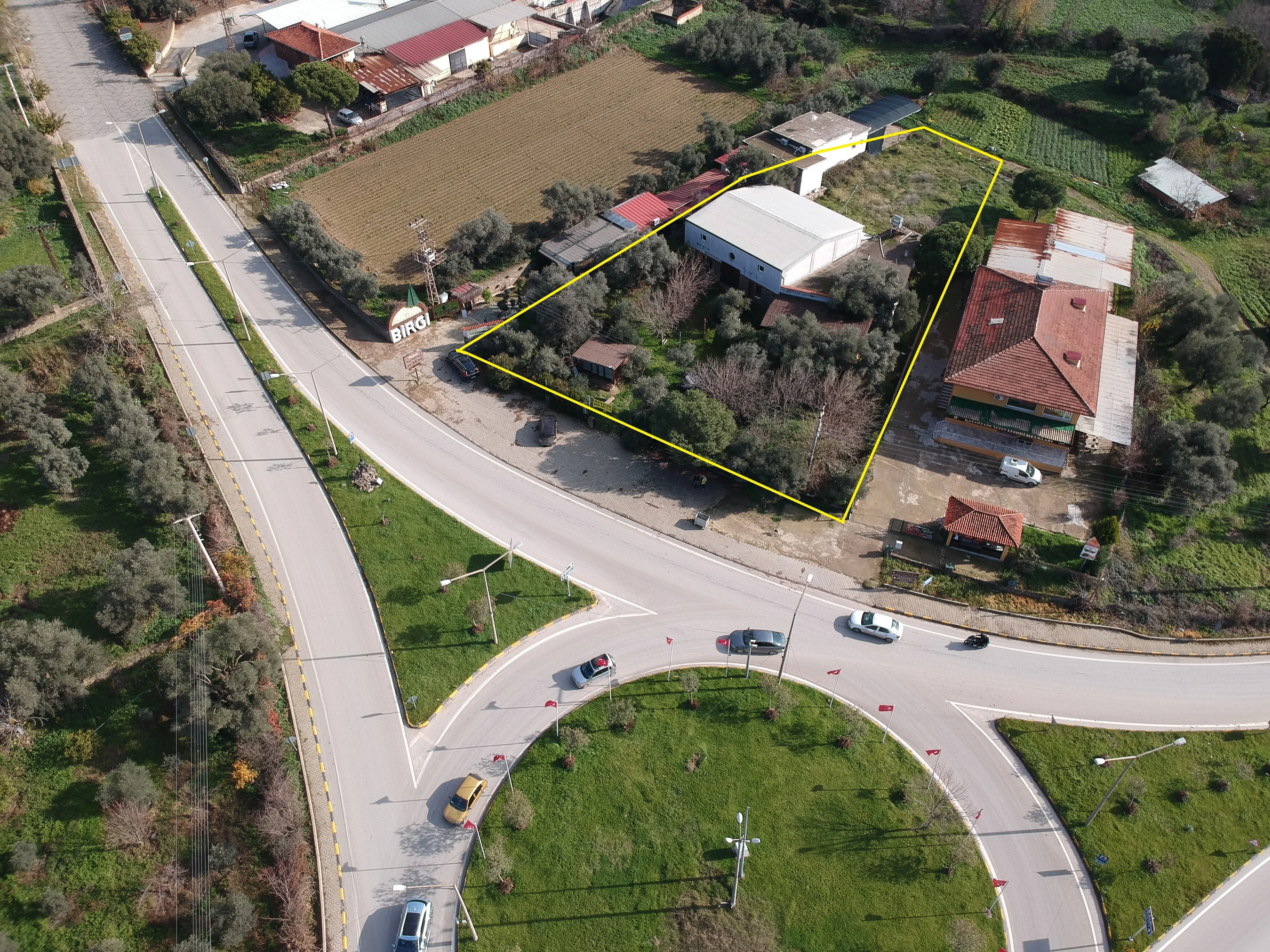 BİRGİ'de ZEYTİNYAĞI Fabrikası - Restaurant - Turistik Tesis